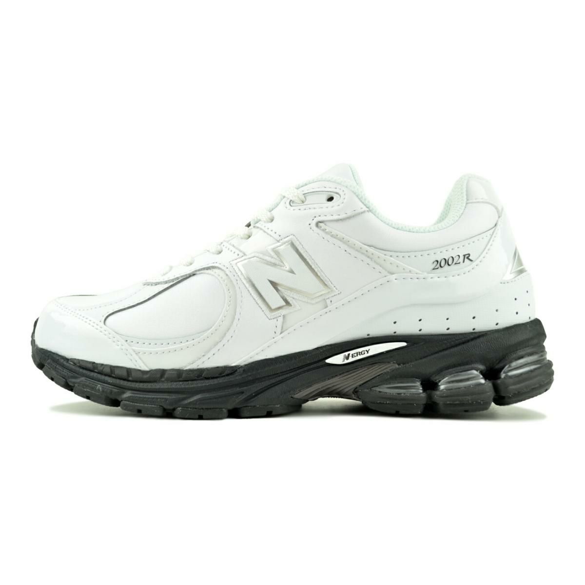 NEW BALANCE U2002RE WHITE SILVERMETALLIC BLACK u2002re | Limited